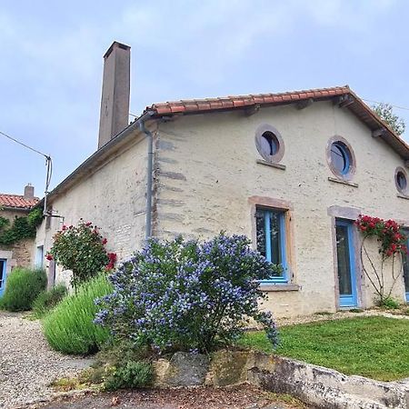 Saint-Pierre-du-Chemin Le Terrier Maison De Campagne 250 M2 Grande Capacite 20 Couchages, 4500M2 De Terrain 빌라 외부 사진