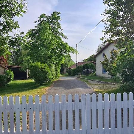 Saint-Pierre-du-Chemin Le Terrier Maison De Campagne 250 M2 Grande Capacite 20 Couchages, 4500M2 De Terrain 빌라 외부 사진