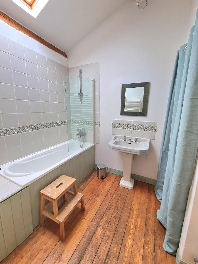 Saint-Pierre-du-Chemin Le Terrier Maison De Campagne 250 M2 Grande Capacite 20 Couchages, 4500M2 De Terrain 빌라 외부 사진