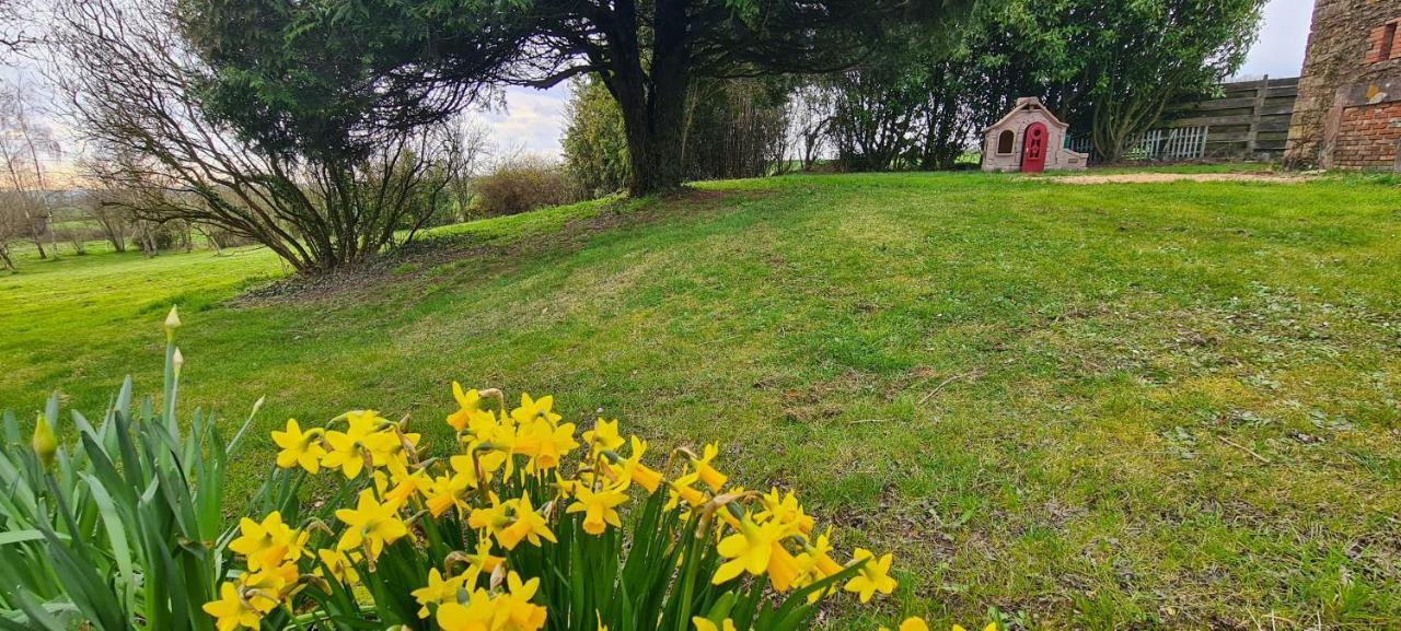 Saint-Pierre-du-Chemin Le Terrier Maison De Campagne 250 M2 Grande Capacite 20 Couchages, 4500M2 De Terrain 빌라 외부 사진