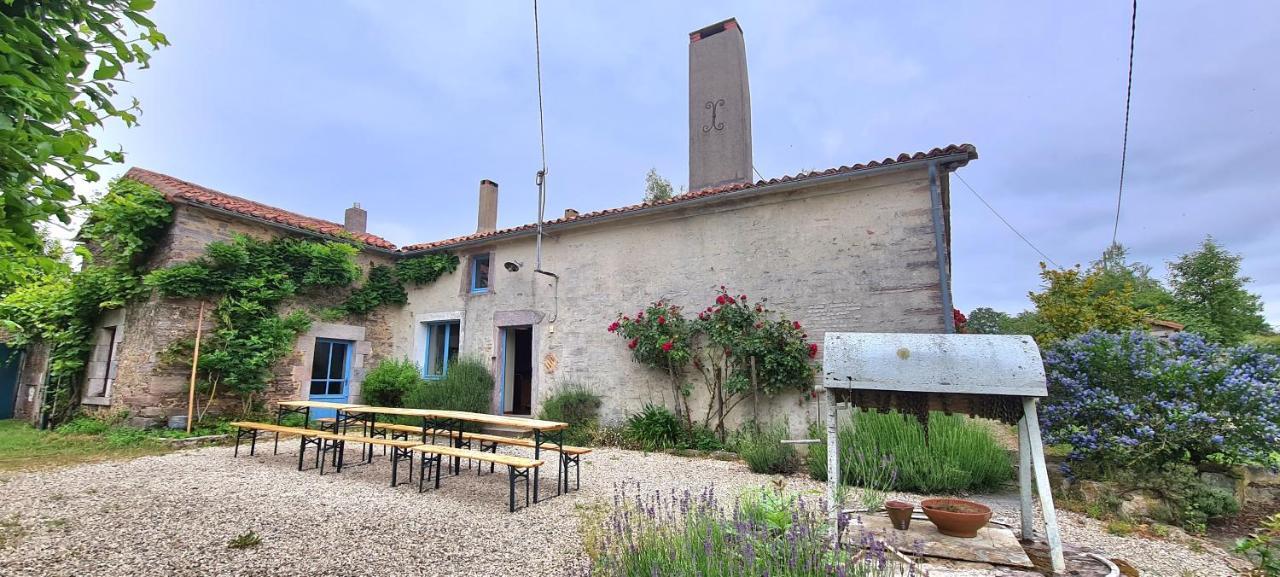 Saint-Pierre-du-Chemin Le Terrier Maison De Campagne 250 M2 Grande Capacite 20 Couchages, 4500M2 De Terrain 빌라 외부 사진
