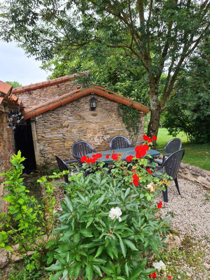 Saint-Pierre-du-Chemin Le Terrier Maison De Campagne 250 M2 Grande Capacite 20 Couchages, 4500M2 De Terrain 빌라 외부 사진