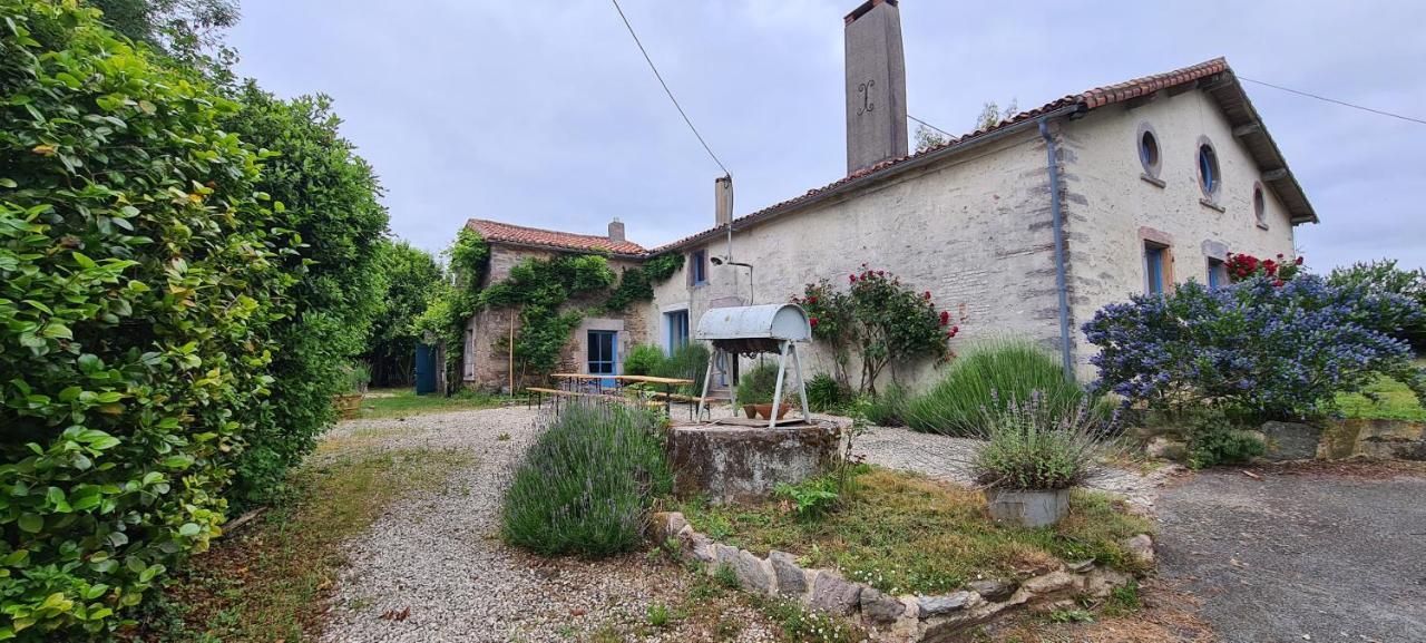 Saint-Pierre-du-Chemin Le Terrier Maison De Campagne 250 M2 Grande Capacite 20 Couchages, 4500M2 De Terrain 빌라 외부 사진