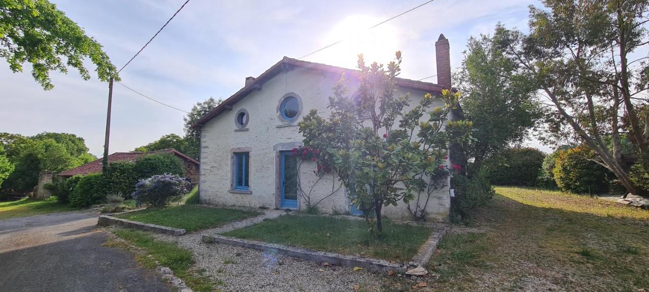 Saint-Pierre-du-Chemin Le Terrier Maison De Campagne 250 M2 Grande Capacite 20 Couchages, 4500M2 De Terrain 빌라 외부 사진
