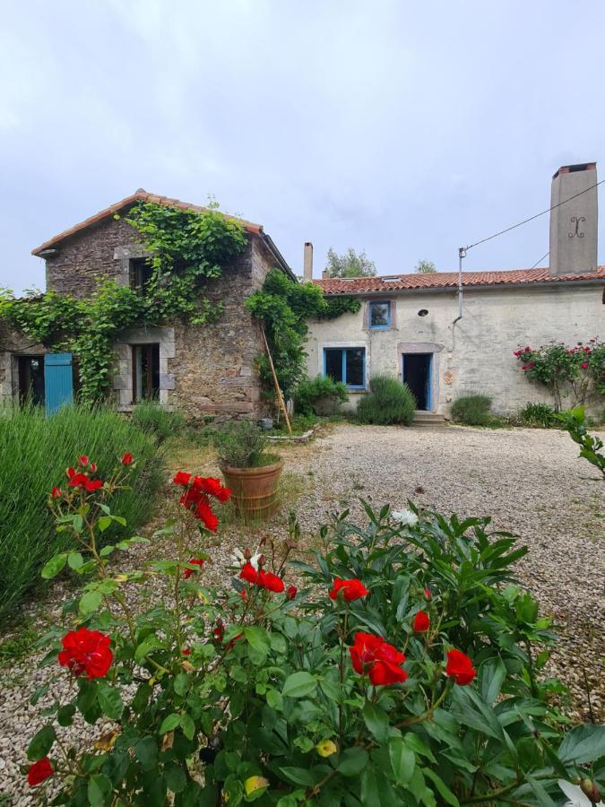 Saint-Pierre-du-Chemin Le Terrier Maison De Campagne 250 M2 Grande Capacite 20 Couchages, 4500M2 De Terrain 빌라 외부 사진